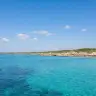 Il mare verde smeraldo di Punta della Suina
