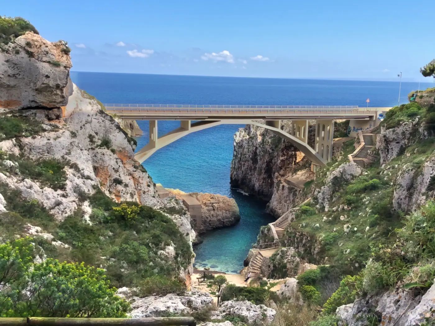 Ponte del Ciolo e Grotte Cipolliane: il sentiero, la baia e cosa sapere
