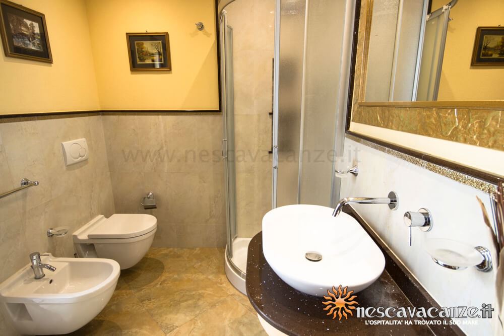 Primo bagno casa Pescoluse 9