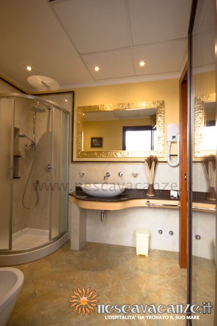 Primo bagno casa Pescoluse 9