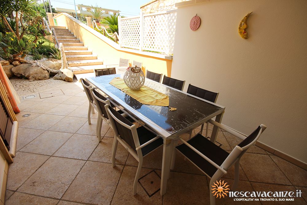 Veranda attrezzata casa Pescoluse 9