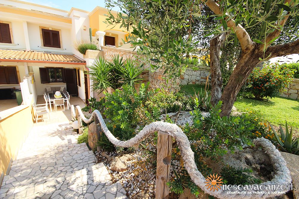 Scala ingresso casa Pescoluse 9