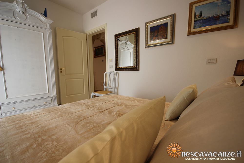 Seconda camera matrimoniale casa Pescoluse 9